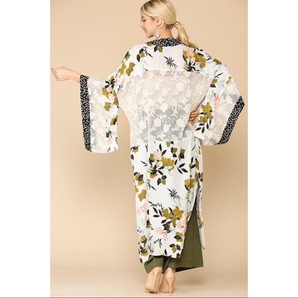 LAST 3! Floral Lace Maxi Kimono Off White Mix